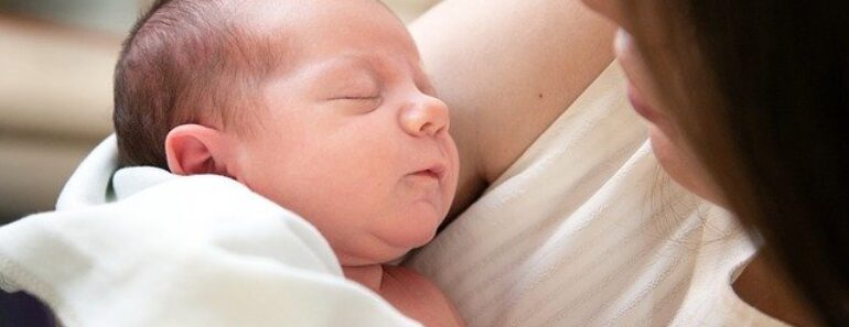 how to get baby to sleep in crib